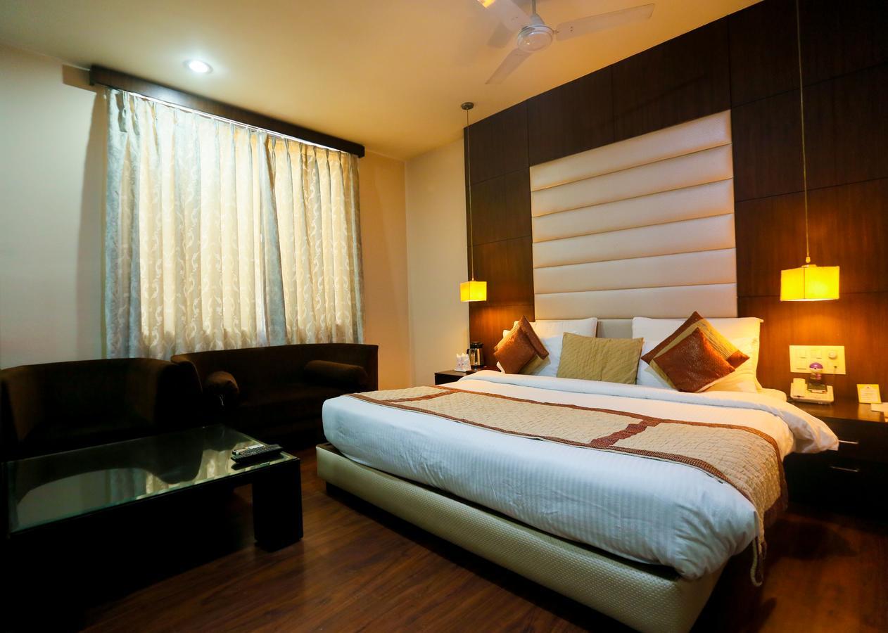 Cs Boutique Hotel Faridabad Exterior foto